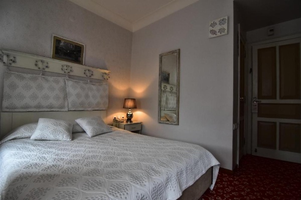 Safran Hotel image 17