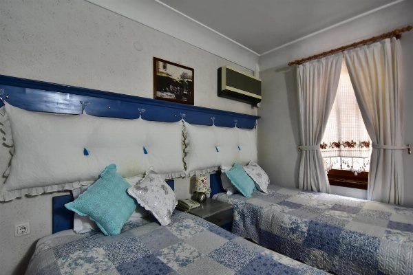 Safran Hotel Main image