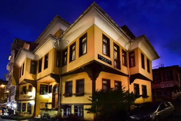 Safran Hotel 6